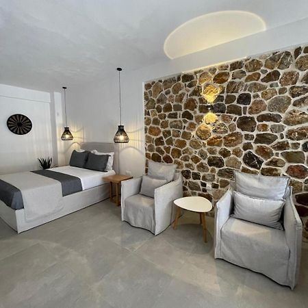 Trocadero Luxury Suites Ermioni Luaran gambar