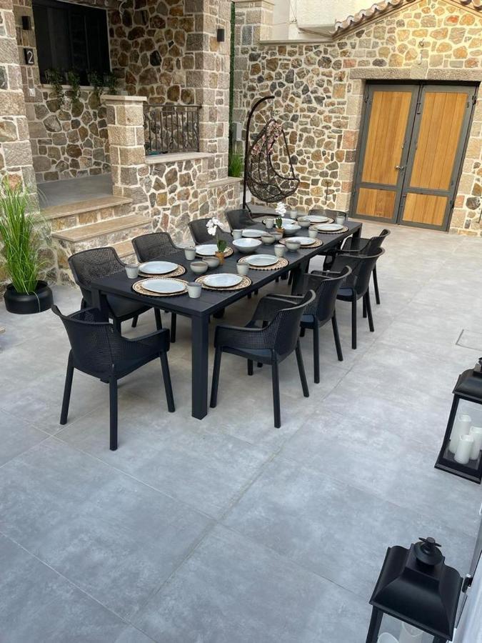 Trocadero Luxury Suites Ermioni Luaran gambar