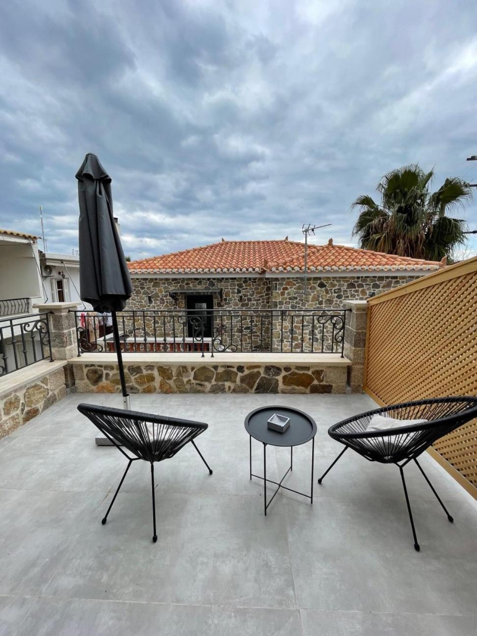 Trocadero Luxury Suites Ermioni Luaran gambar